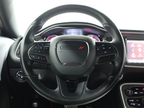 Used 2021 Dodge Challenger R/T Scat Pack RWD image 11