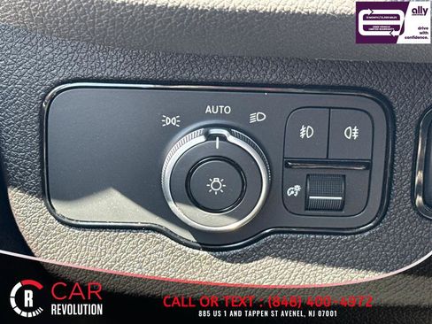 Used 2024 Mercedes-Benz Sprinter 2500 image 30
