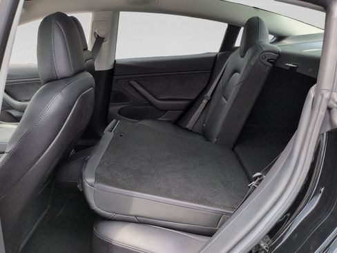 Used 2018 Tesla Model 3 Mid Range RWD image 30