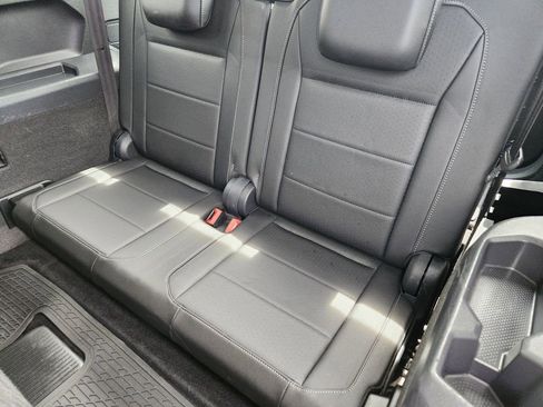 Used 2019 Volkswagen Tiguan S AWD/4WD image 30