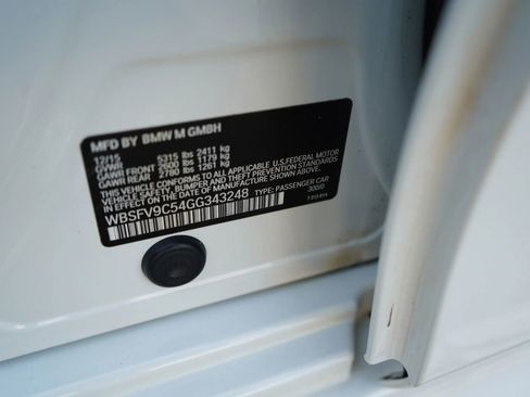 Used 2016 BMW M5 image 10