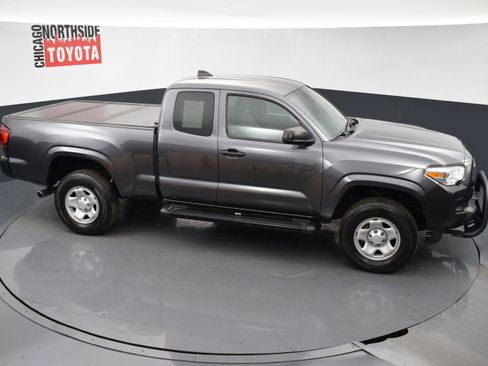 Used 2022 Toyota Tacoma SR image 23