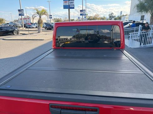 Used 2022 Jeep Gladiator Mojave w/ LED Lighting Group image 9