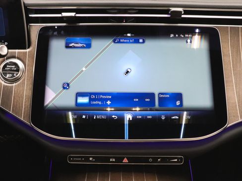 Used 2025 Mercedes-Benz E 350 4MATIC Sedan image 22