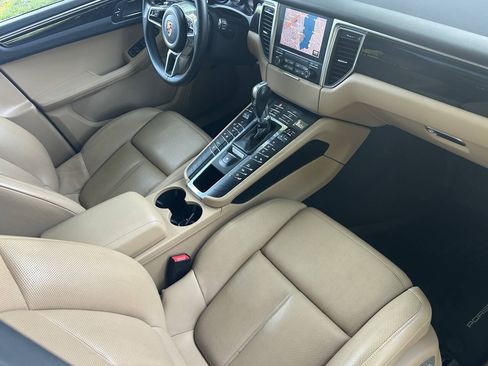 Used 2018 Porsche Macan S AWD/4WD image 8