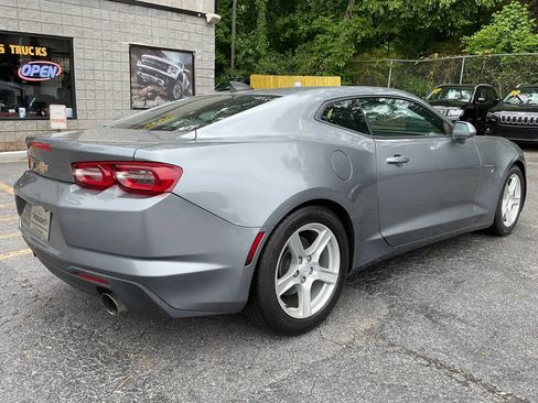 Used 2019 Chevrolet Camaro LT RWD image 7