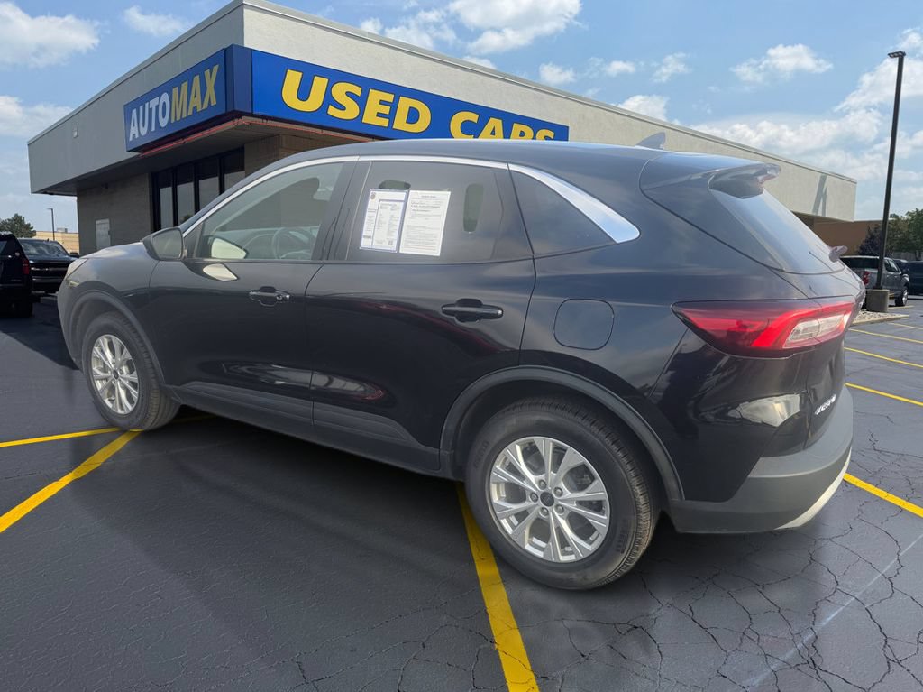 Used 2023 Ford Escape Active AWD/4WD image 7