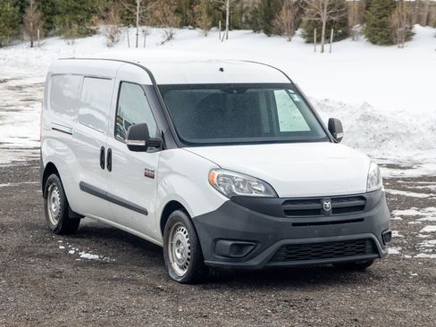 Used 2018 RAM ProMaster City Tradesman image 12