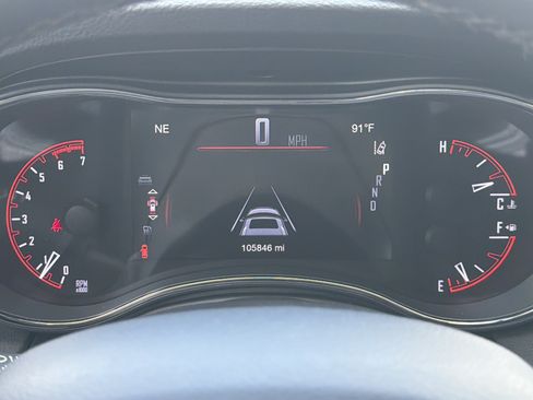 Used 2019 Dodge Durango R/T w/ Technology Group AWD/4WD image 28