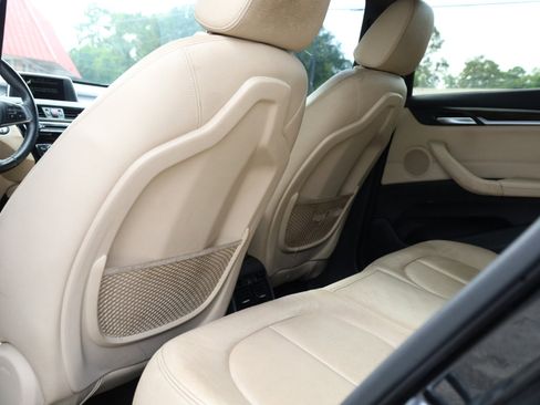 Used 2017 BMW X1 xDrive28i w/ Premium Package image 35