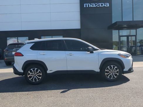 Used 2024 Toyota Corolla Cross S image 2