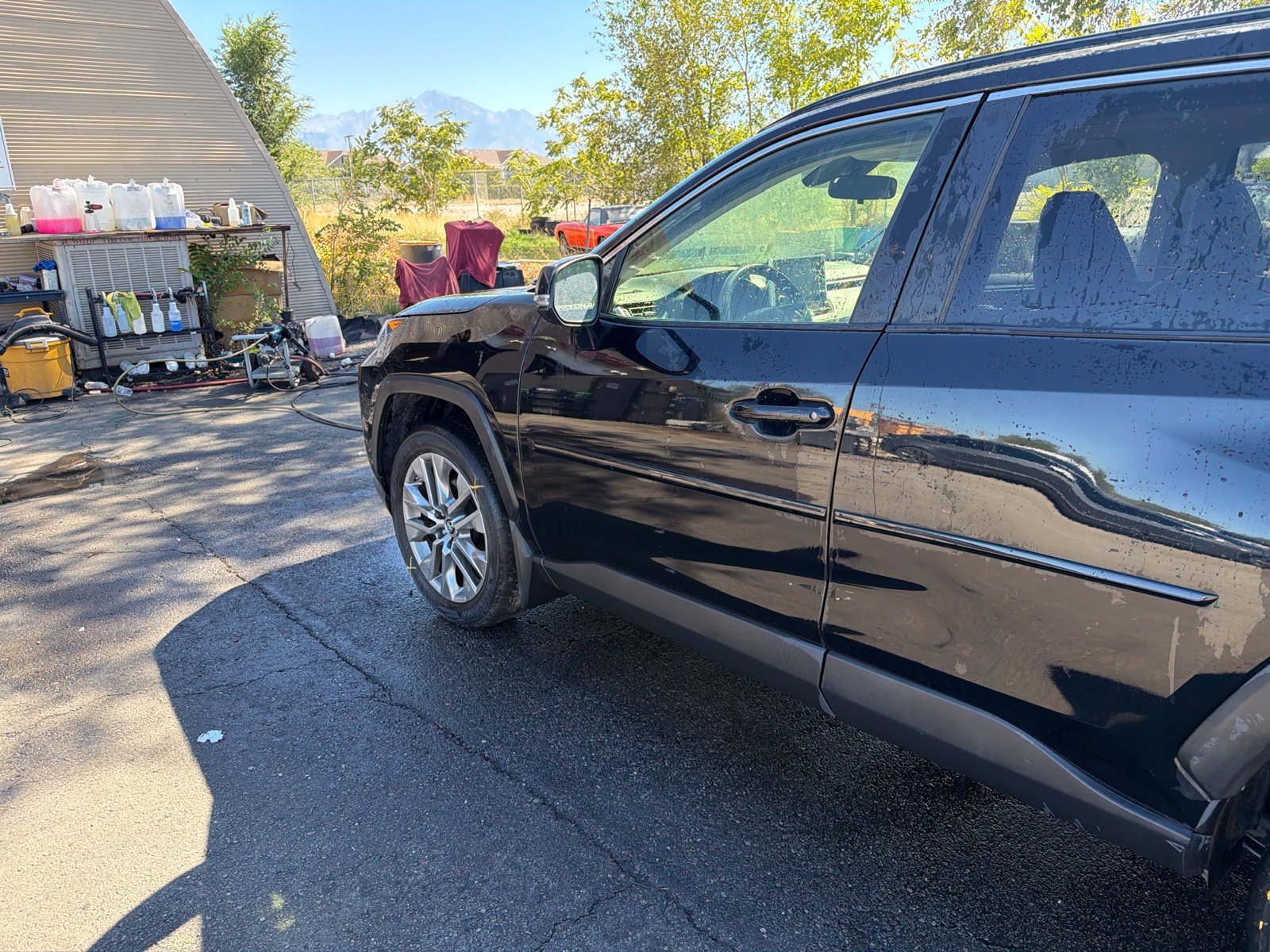 Used 2019 Toyota RAV4 XLE Premium w/ Cold Weather Package AWD/4WD image 6