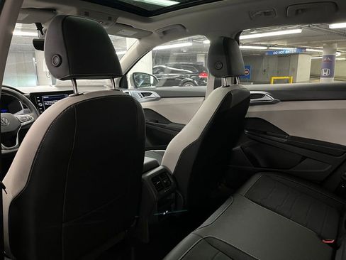 New 2026 Volkswagen Taos SE AWD/4WD image 22