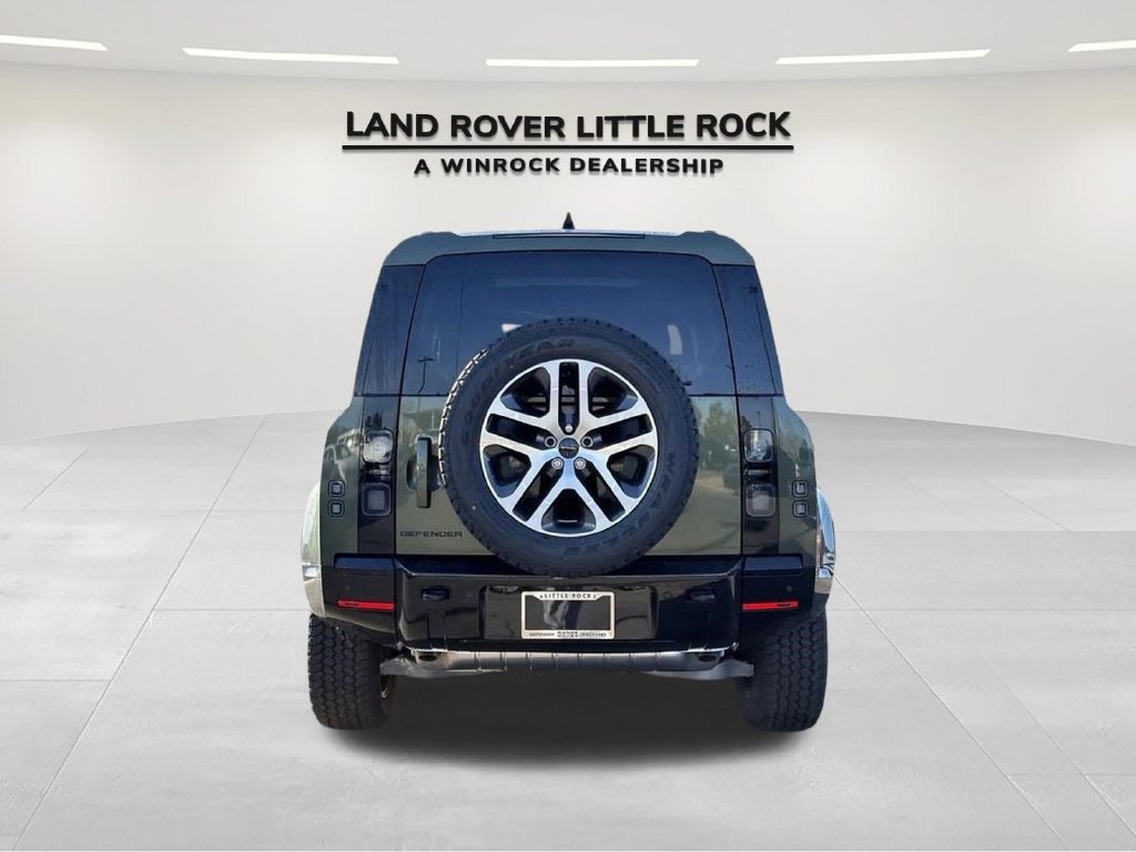 Used 2026 Land Rover Defender 110 X-Dynamic SE AWD/4WD image 7