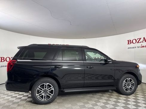 New 2025 Ford Expedition Active image 8