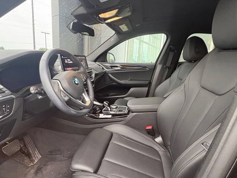 Used 2025 BMW X4 xDrive30i w/ Premium Package AWD/4WD image 11
