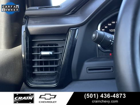 Used 2024 GMC Sierra 2500 AT4 image 13