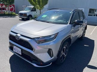 Used 2022 Toyota RAV4 XSE w/ Premium Package AWD/4WD video 1