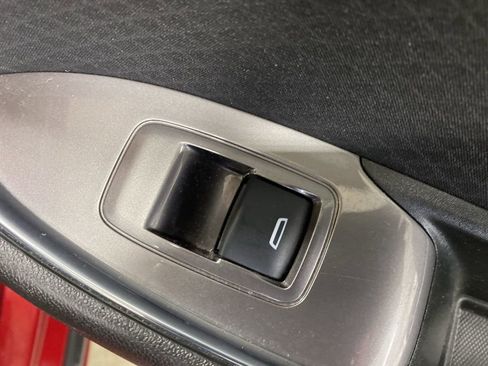 Used 2018 Chevrolet Malibu LT image 14