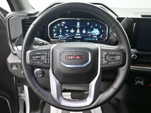 Certified 2024 GMC Sierra 1500 Elevation image 13