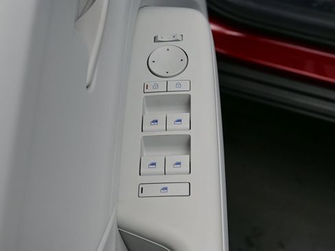 Used 2025 Hyundai Kona SEL AWD/4WD image 11