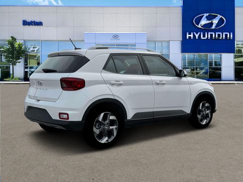 New 2026 Hyundai Venue SEL FWD image 8