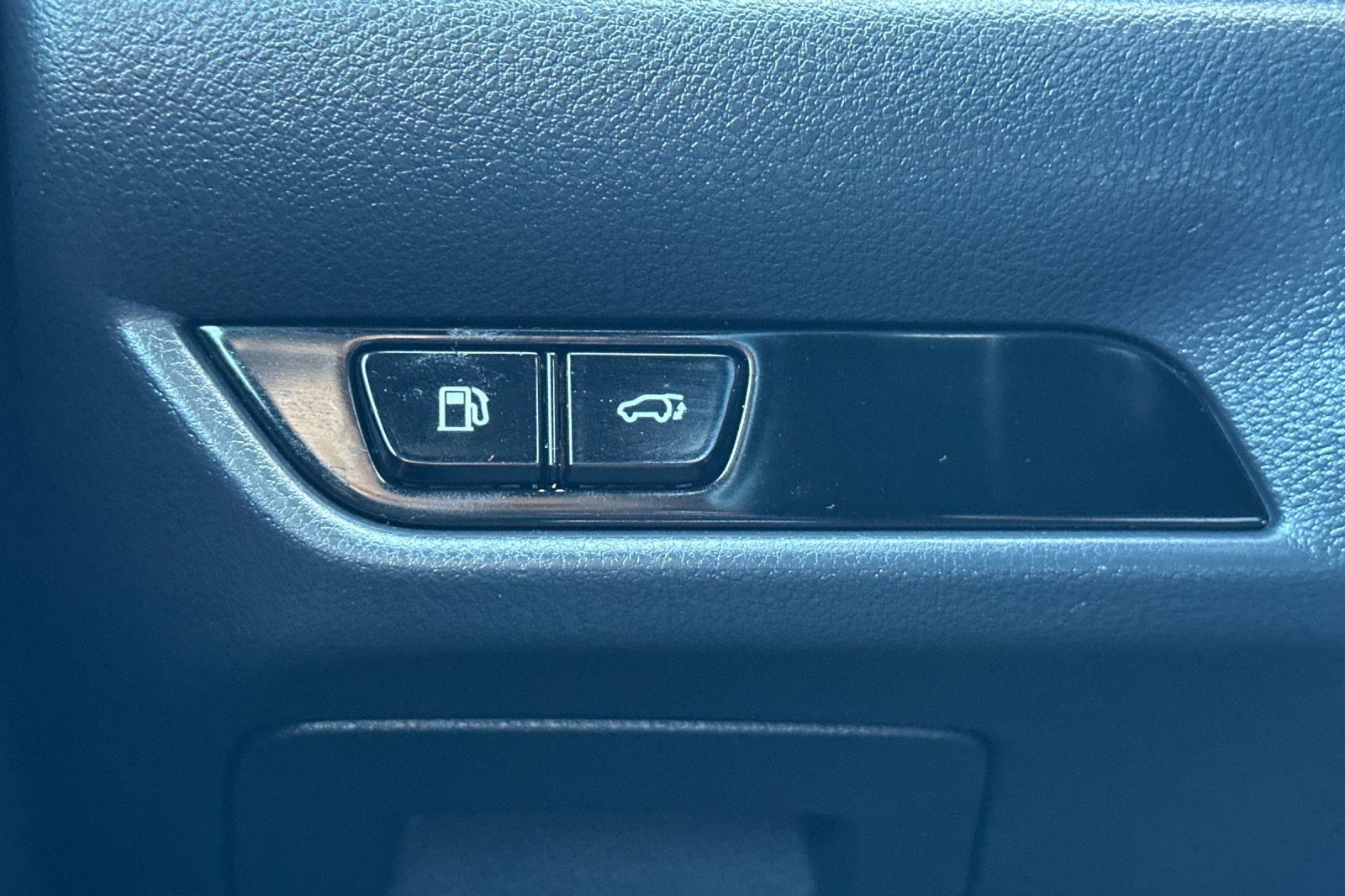 Used 2025 Lexus NX 250 FWD image 35