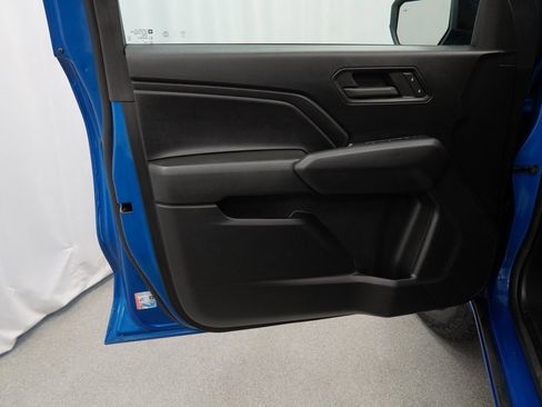 Used 2023 Chevrolet Colorado Trail Boss w/ Technology Package image 37