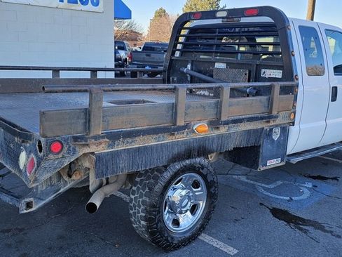 Used 2006 Ford F350 XLT image 3
