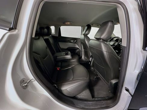 Used 2022 Jeep Compass Latitude image 26