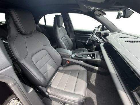 Used 2024 Porsche Macan 4 Electric AWD/4WD image 23