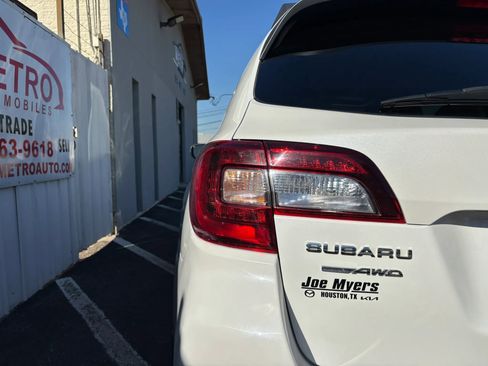 Used 2018 Subaru Outback 2.5i Limited w/ Popular Package #2 image 10