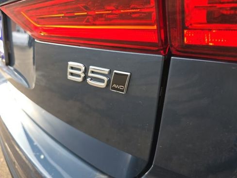 Certified 2025 Volvo XC60 B5 Plus image 15