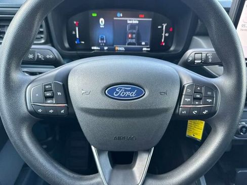 Certified 2025 Ford Maverick XL FWD image 18