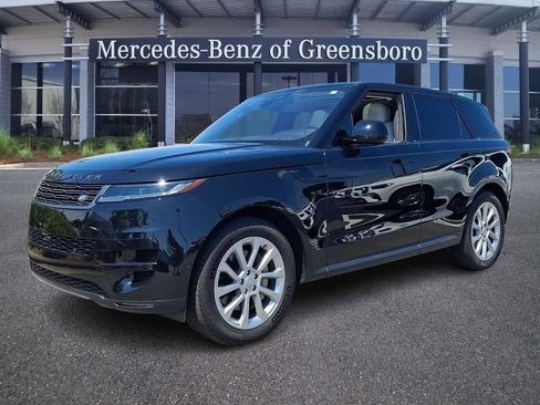 Used 2023 Land Rover Range Rover Sport SE AWD/4WD image 3