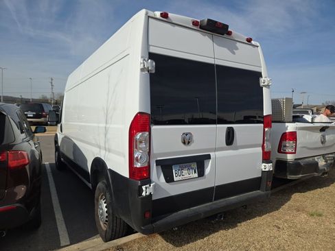 Used 2025 RAM ProMaster 3500 w/ Premium Convenience Group image 2