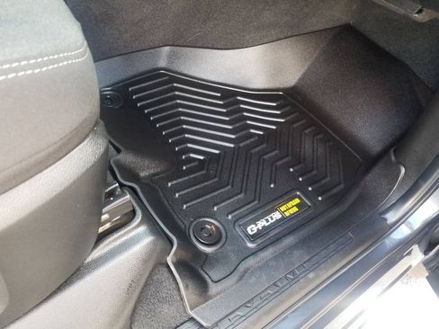 Certified 2026 RAM 2500 Big Horn AWD/4WD image 21