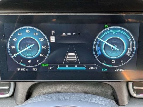 Certified 2024 Hyundai Elantra Limited FWD image 31