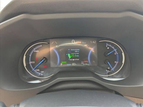 Used 2025 Toyota RAV4 LE image 11