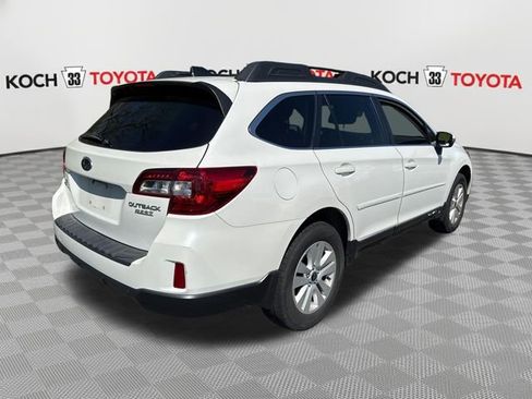 Used 2017 Subaru Outback 2.5i Premium AWD/4WD image 8
