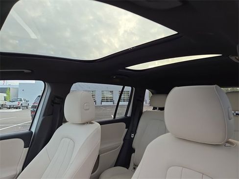 New 2026 Mercedes-Benz GLB 250 4MATIC image 28