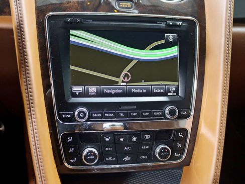 Used 2012 Bentley Continental GT AWD/4WD image 18