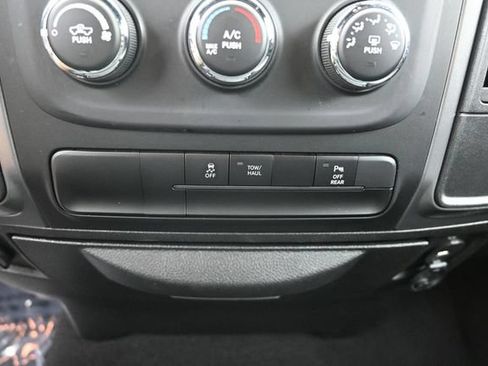 Used 2024 RAM 1500 Warlock AWD/4WD image 30