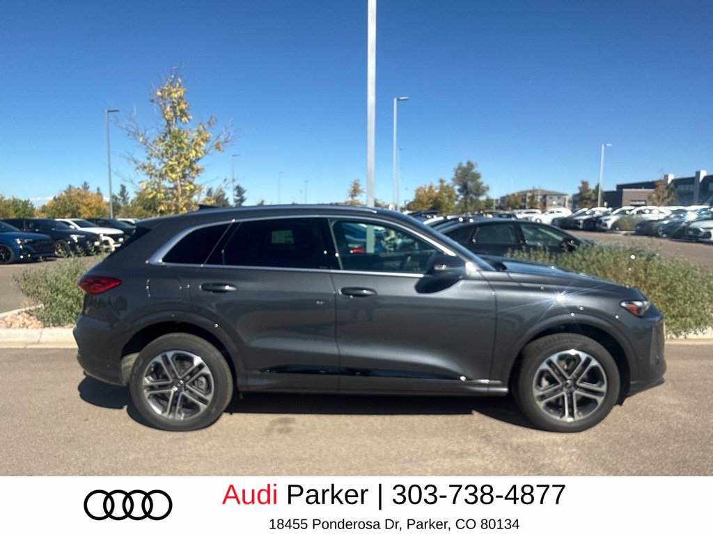 Used 2025 Audi Q5 Premium w/ Convenience Package AWD/4WD image 3