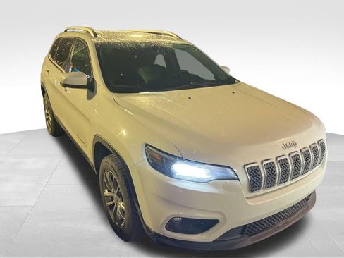 Certified 2020 Jeep Cherokee Latitude Plus w/ Cold Weather Group image 28