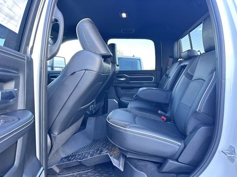 Used 2025 RAM 3500 Laramie image 20