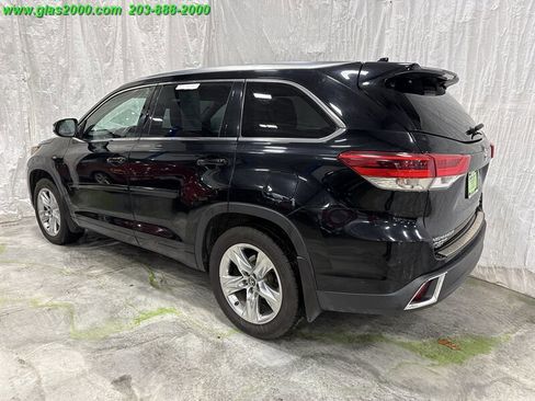 Used 2018 Toyota Highlander Limited image 7