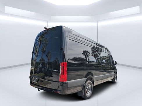 New 2025 Mercedes-Benz Sprinter 2500 image 3