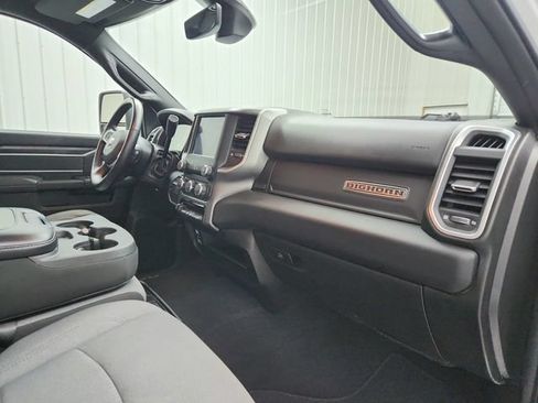 Used 2024 RAM 2500 Big Horn AWD/4WD image 31