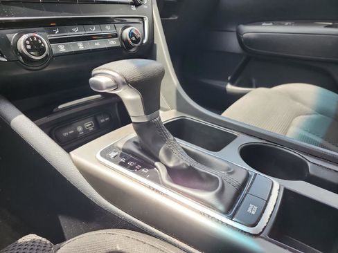 Used 2019 Kia Optima LX FWD image 14
